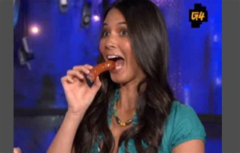 olivia munn hot|Olivia Munn eating a hotdog : videos